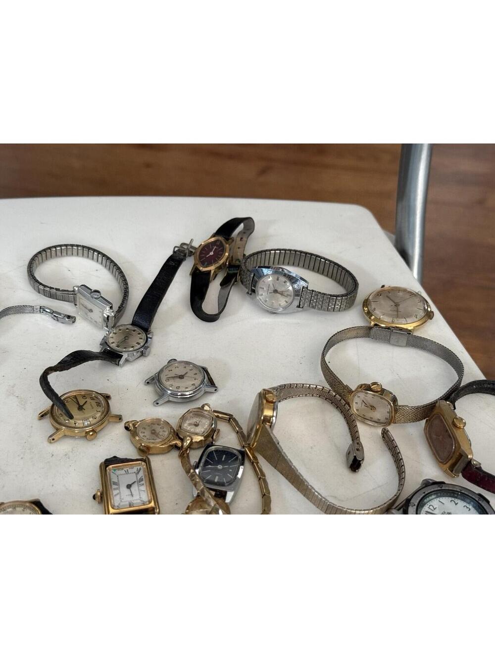 Lot Of 33 Vintage  Watches  , Mostly Timex ( Parts Only ) - Picture 3 of 12